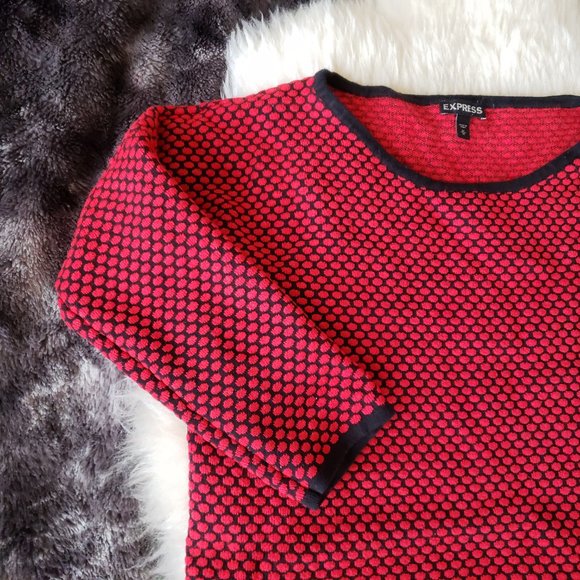 Express Crop 3/4 Sleeve Sweater! Red/Black Polka Dots - Sz M - Picture 3 of 10